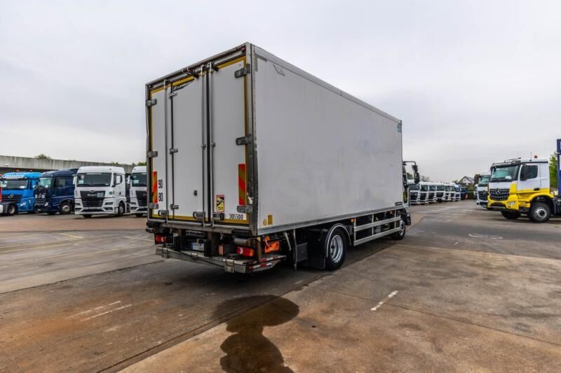 Renault MIDLUM 220 DXI+CARRIER MULTI TEMP+DHOLLANDIA - Frigorífico camión: foto 5 Renault MIDLUM 220 DXI+CARRIER MULTI TEMP+DHOLLANDIA - Frigorífico camión: foto 5