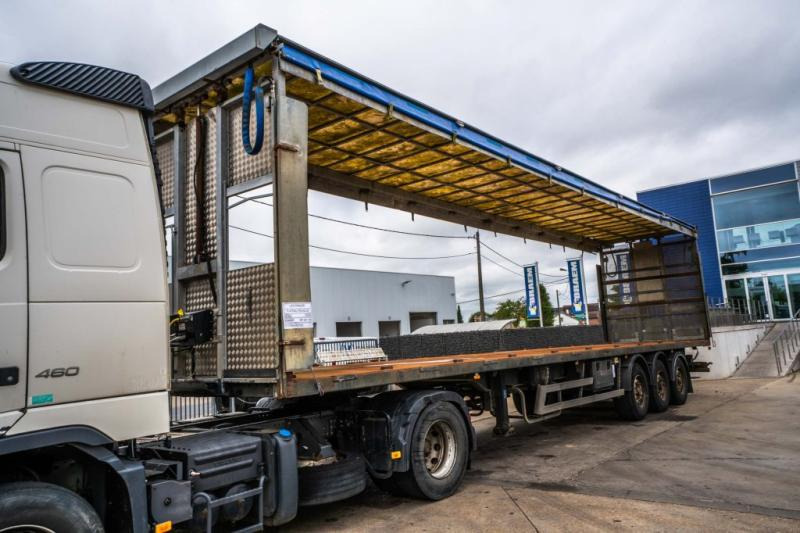 Lecitrailer VOLAILLE/GEFLÛGEL/POULTRY+TOIT REHAUSSABLE ( chariot embarquer ) - Semirremolque: foto 1 Lecitrailer VOLAILLE/GEFLÛGEL/POULTRY+TOIT REHAUSSABLE ( chariot embarquer ) - Semirremolque: foto 1