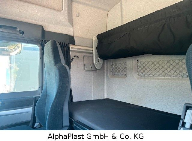 Cabeza tractora MAN 18.400 / 4x2 Hydraulik Orginal KM TipTop 18.400 / 4x2 Hydraulik Orginal KM TipTop: foto 13 Cabeza tractora MAN 18.400 / 4x2 Hydraulik Orginal KM TipTop 18.400 / 4x2 Hydraulik Orginal KM TipTop: foto 13