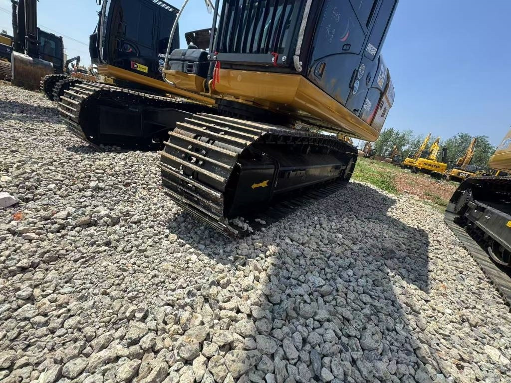 Excavadora de cadenas CAT 320D2L: foto 8