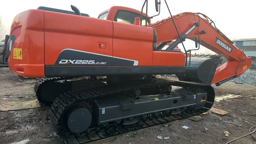 Doosan DX 225 LC - Excavadora de cadenas: foto 1 Doosan DX 225 LC - Excavadora de cadenas: foto 1