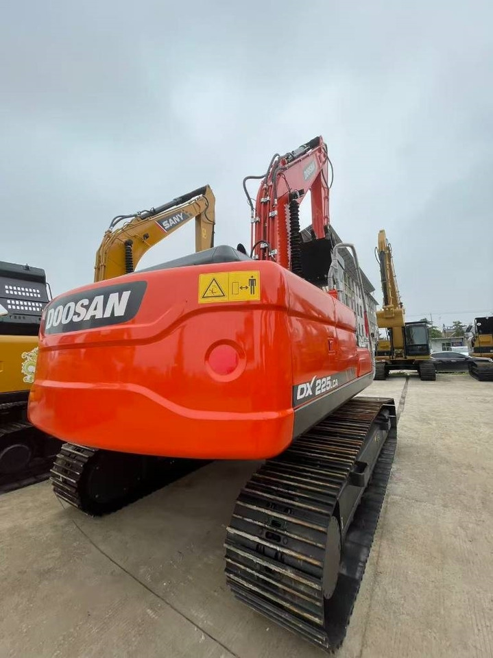 Doosan DX 225 LC - Excavadora de cadenas: foto 3 Doosan DX 225 LC - Excavadora de cadenas: foto 3
