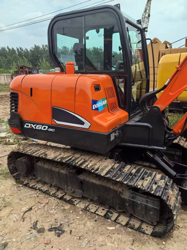 Doosan DX 60 - Excavadora de cadenas: foto 3 Doosan DX 60 - Excavadora de cadenas: foto 3