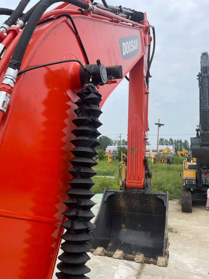 Doosan DX225LCA - Excavadora de cadenas: foto 5 Doosan DX225LCA - Excavadora de cadenas: foto 5