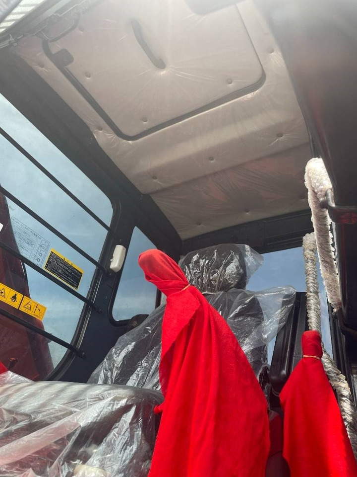 Hitachi ZX 200 - Excavadora de cadenas: foto 4 Hitachi ZX 200 - Excavadora de cadenas: foto 4