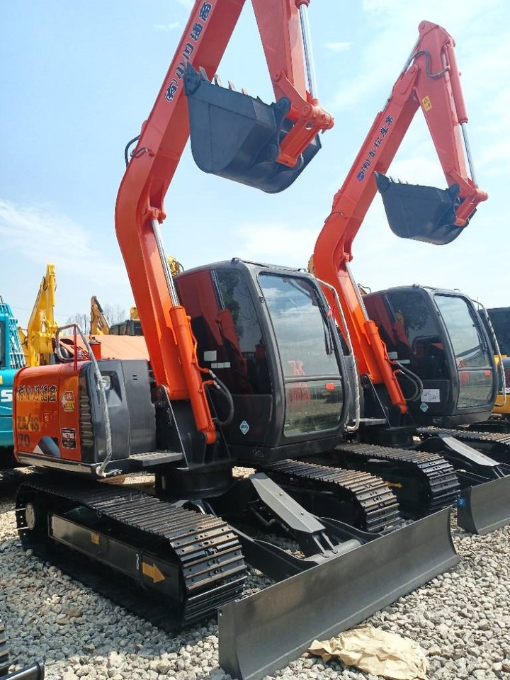 Hitachi ZX 70 - Excavadora de cadenas: foto 3 Hitachi ZX 70 - Excavadora de cadenas: foto 3