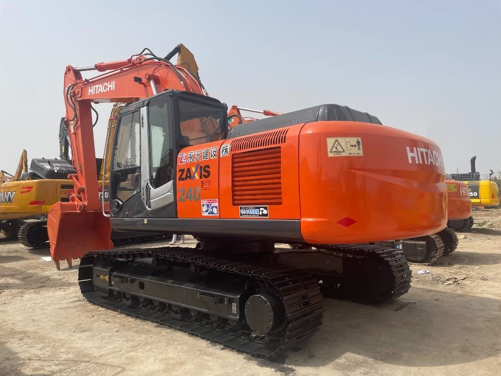 Hitachi ZX240 - Excavadora de cadenas: foto 1 Hitachi ZX240 - Excavadora de cadenas: foto 1