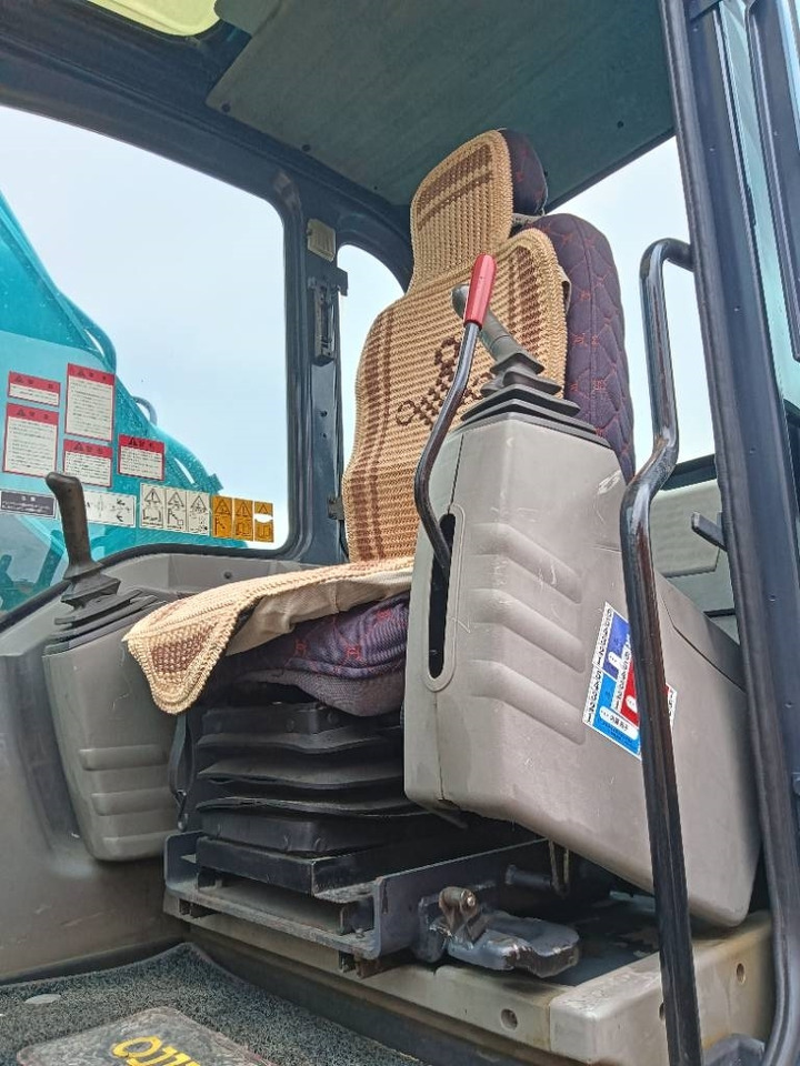 Kobelco SK 210 - Excavadora de cadenas: foto 4 Kobelco SK 210 - Excavadora de cadenas: foto 4