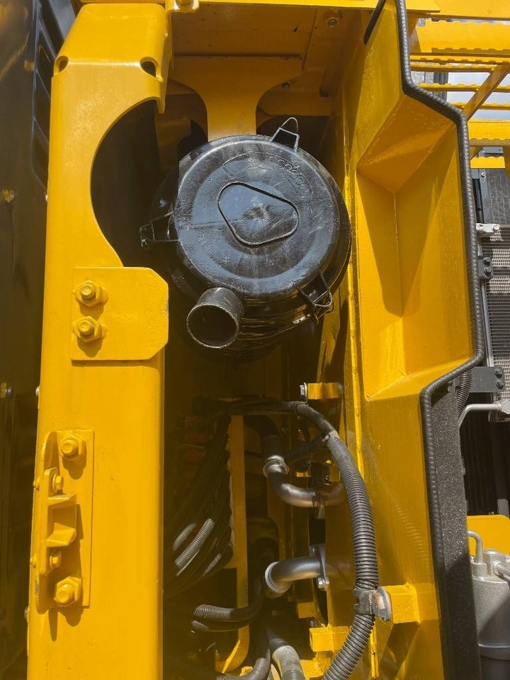 Excavadora de cadenas Komatsu PC 160 LC: foto 9