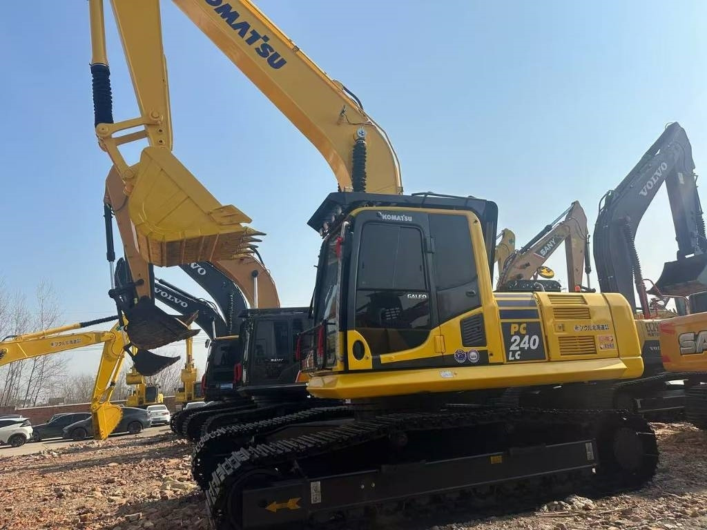 Komatsu PC 240 LC - Excavadora de cadenas: foto 2 Komatsu PC 240 LC - Excavadora de cadenas: foto 2