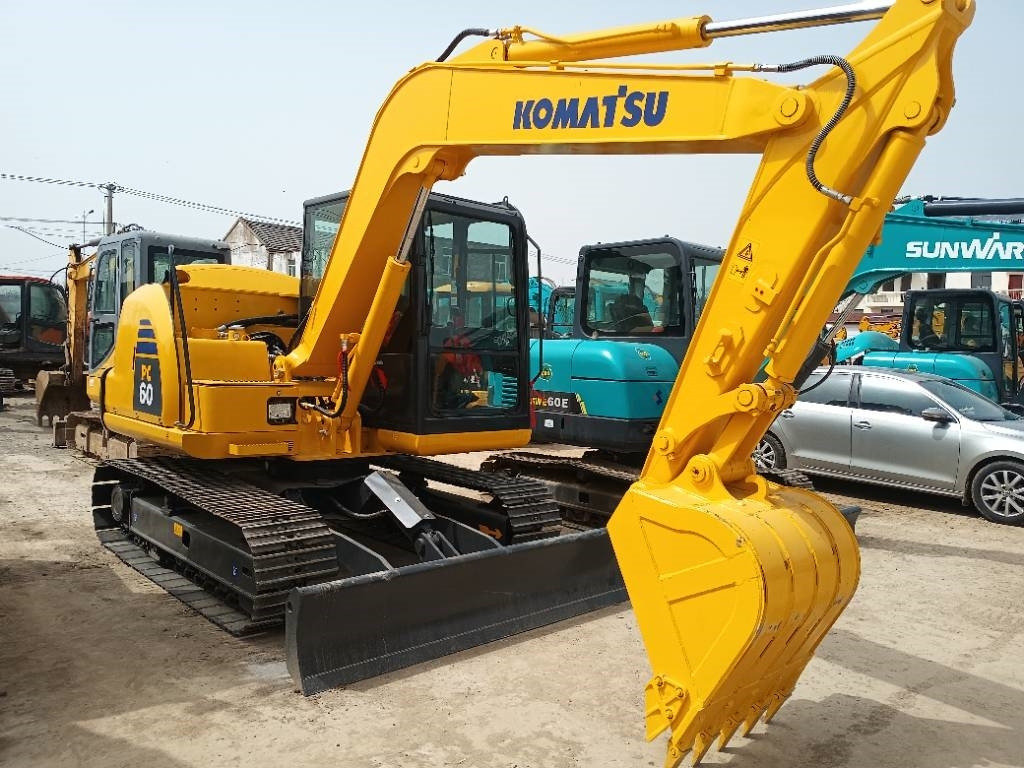 Komatsu PC 60 - Excavadora de cadenas: foto 1 Komatsu PC 60 - Excavadora de cadenas: foto 1