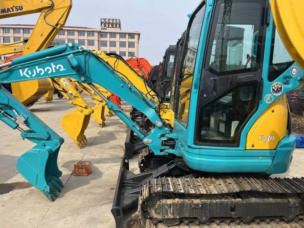 Kubota U 30 - Excavadora de cadenas: foto 1 Kubota U 30 - Excavadora de cadenas: foto 1