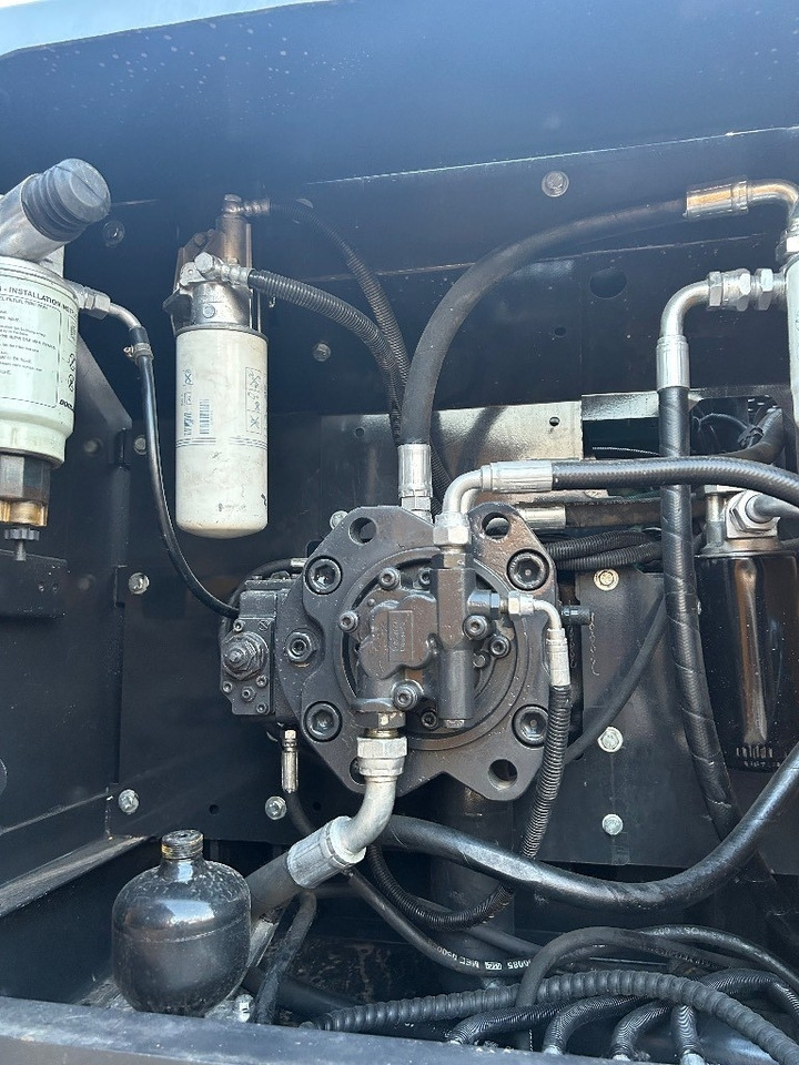 Volvo EC 210 - Excavadora de cadenas: foto 4 Volvo EC 210 - Excavadora de cadenas: foto 4