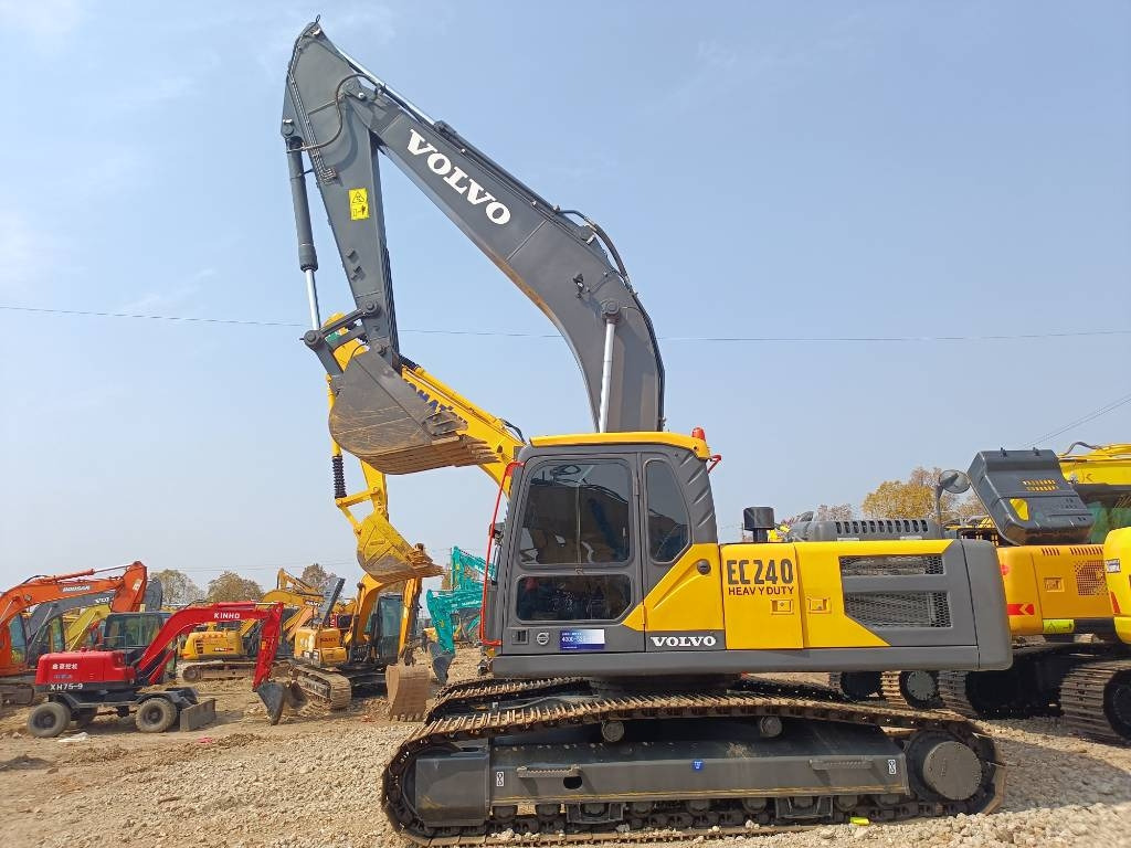 Volvo EC 240  - Excavadora de cadenas: foto 1 Volvo EC 240  - Excavadora de cadenas: foto 1