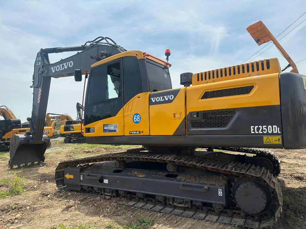 Volvo EC 250 D L - Excavadora de cadenas: foto 1 Volvo EC 250 D L - Excavadora de cadenas: foto 1
