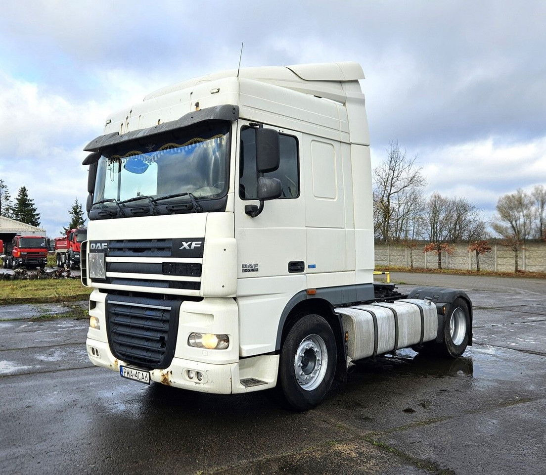 DAF XF 105.460 Space Cab - Cabeza tractora: foto 1 DAF XF 105.460 Space Cab - Cabeza tractora: foto 1