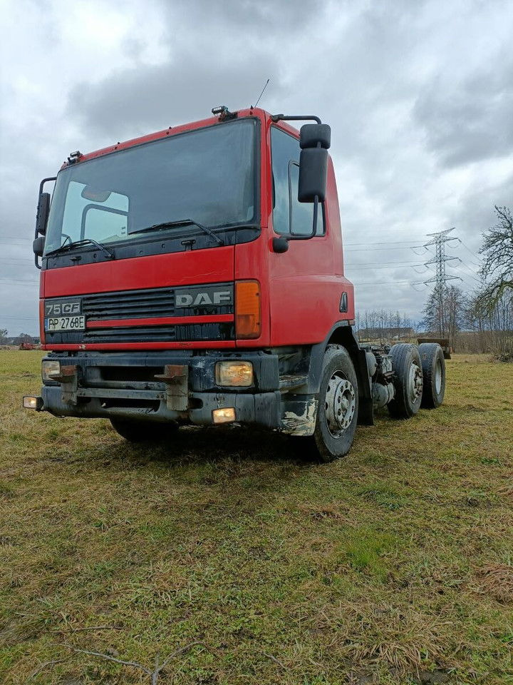 DAF CF 75.250 - Chasis camión: foto 3 DAF CF 75.250 - Chasis camión: foto 3