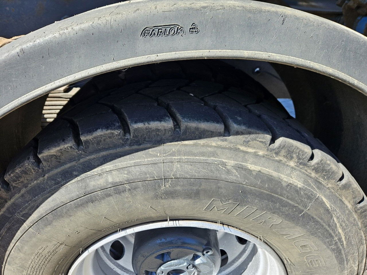 Volquete camión Scania R420 8x4 - Tipper - full spring - 2007 year: foto 14 Volquete camión Scania R420 8x4 - Tipper - full spring - 2007 year: foto 14