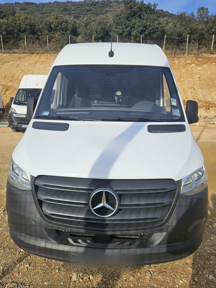 Mercedes-Benz Mercedes-Benz Sprinter L2H2 907 315 CDI - Furgoneta: foto 2 Mercedes-Benz Mercedes-Benz Sprinter L2H2 907 315 CDI - Furgoneta: foto 2