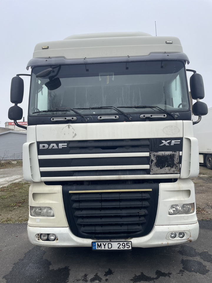DAF XF105.460 Euro 5 manual gearbox - Cabeza tractora: foto 4 DAF XF105.460 Euro 5 manual gearbox - Cabeza tractora: foto 4