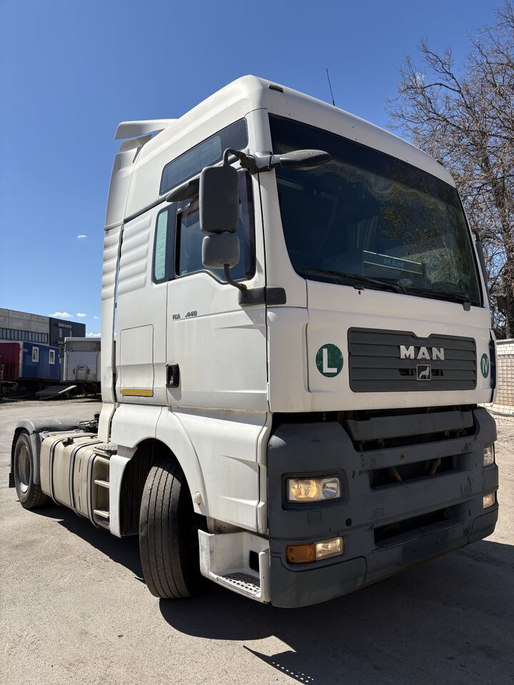 MAN TGA 18.440 Euro 4 - Cabeza tractora: foto 1 MAN TGA 18.440 Euro 4 - Cabeza tractora: foto 1