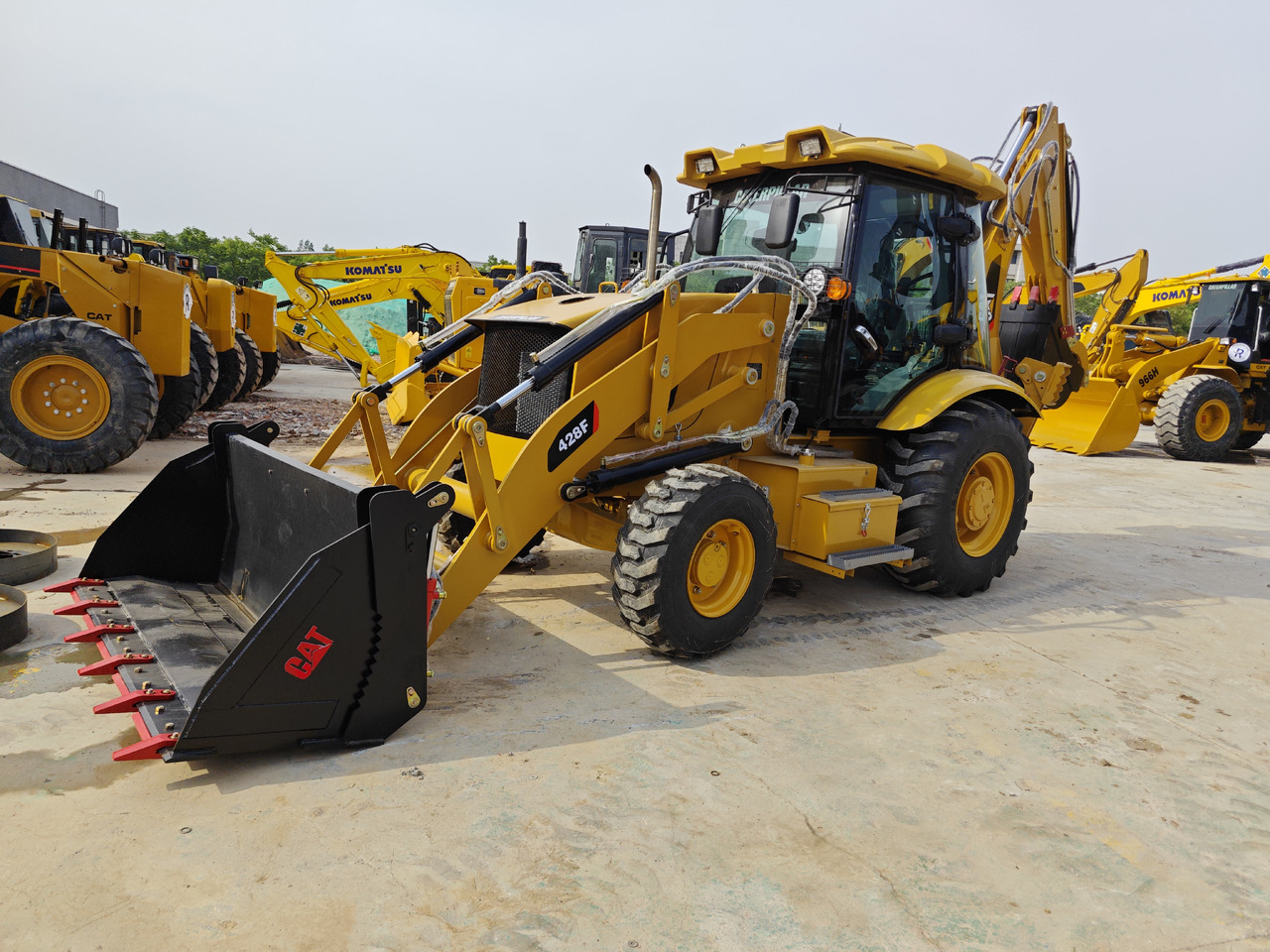 CATERPILLAR 428F backhoe loader - Retroexcavadora: foto 1 CATERPILLAR 428F backhoe loader - Retroexcavadora: foto 1