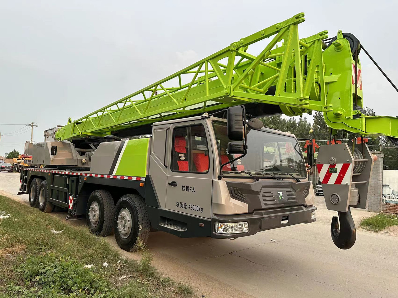 Zoomlion ztc550 used 55ton truck crane - Autogrúa: foto 3 Zoomlion ztc550 used 55ton truck crane - Autogrúa: foto 3