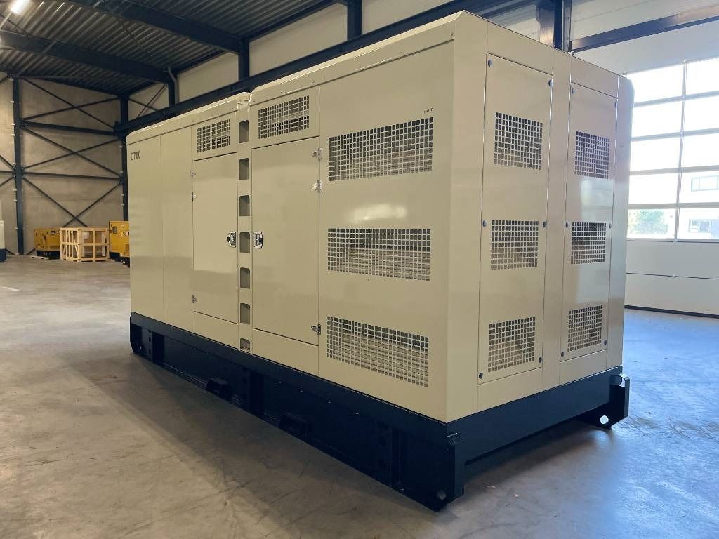 Cummins KTAA19-G6A - 700 kVA Generator - DPX-19848 - Generador industriale: foto 3 Cummins KTAA19-G6A - 700 kVA Generator - DPX-19848 - Generador industriale: foto 3