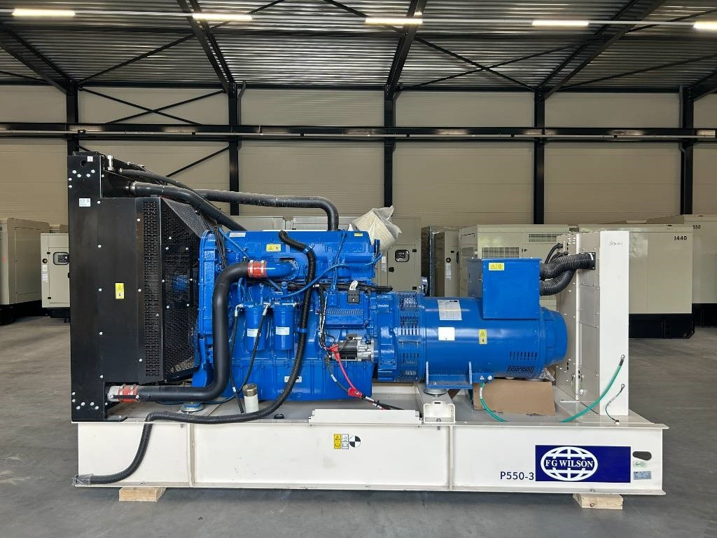 FG Wilson P550-3 - 550 kVA Open Genset - DPX-16020-O - Generador industriale: foto 1 FG Wilson P550-3 - 550 kVA Open Genset - DPX-16020-O - Generador industriale: foto 1