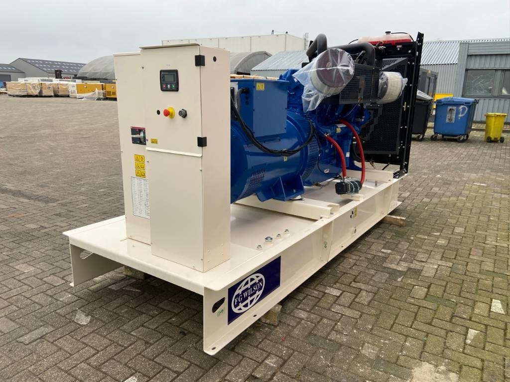 FG Wilson P660-3 - 660 kVA Open Genset - DPX-16022-O - Generador industriale: foto 2 FG Wilson P660-3 - 660 kVA Open Genset - DPX-16022-O - Generador industriale: foto 2
