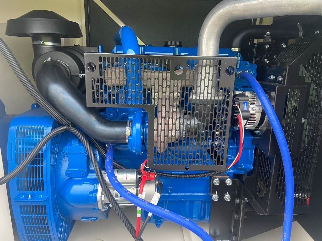 FG Wilson P88-3 - 88 kVA Genset - DPX-16007 - Generador industriale: foto 5 FG Wilson P88-3 - 88 kVA Genset - DPX-16007 - Generador industriale: foto 5