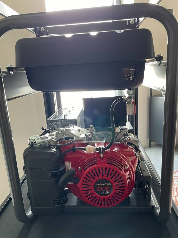 Honda FH9220TWE - 8.7 kVA generator - DPX-17965 - Generador industriale: foto 3 Honda FH9220TWE - 8.7 kVA generator - DPX-17965 - Generador industriale: foto 3