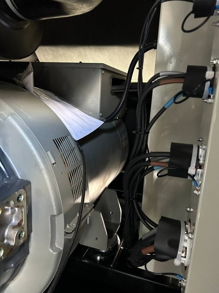 Iveco 13TE3A - 440 kVA Generator - DPX-19796 - Generador industriale: foto 5 Iveco 13TE3A - 440 kVA Generator - DPX-19796 - Generador industriale: foto 5