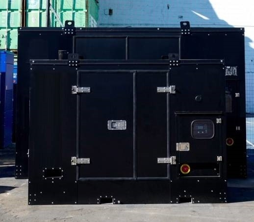 Iveco N67TM7 - 220 kVA Genset Supersilent - DPX-21032 - Generador industriale: foto 3 Iveco N67TM7 - 220 kVA Genset Supersilent - DPX-21032 - Generador industriale: foto 3