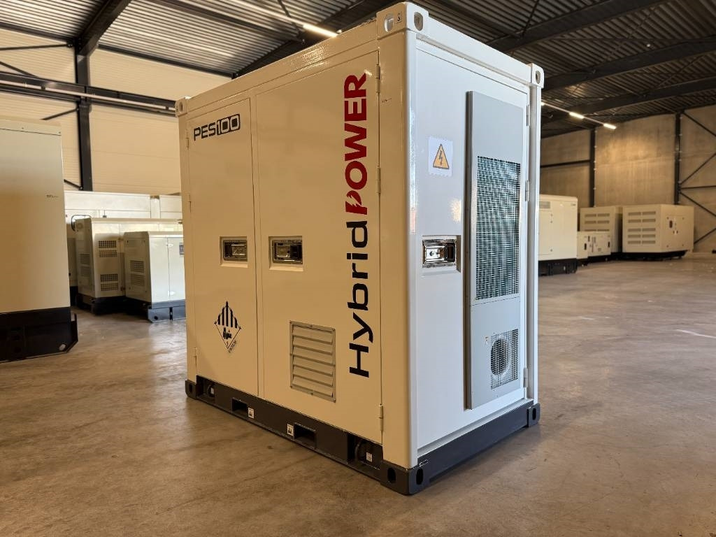 PES60 Hybrid Energy System - 60 kVA - 92 kWh - Generador industriale: foto 4 PES60 Hybrid Energy System - 60 kVA - 92 kWh - Generador industriale: foto 4