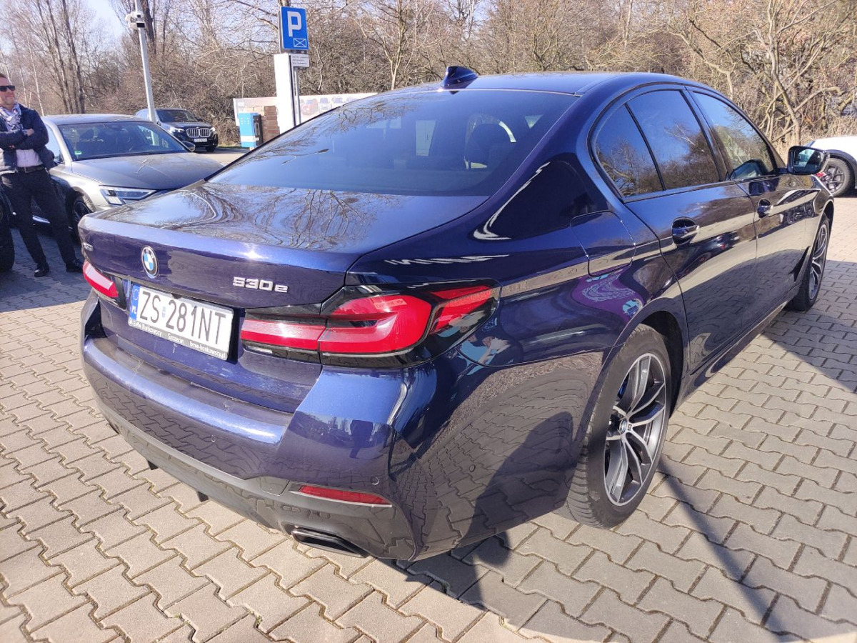 BMW 530e xDrive M Sport SEDAN - Sedan: foto 3 BMW 530e xDrive M Sport SEDAN - Sedan: foto 3