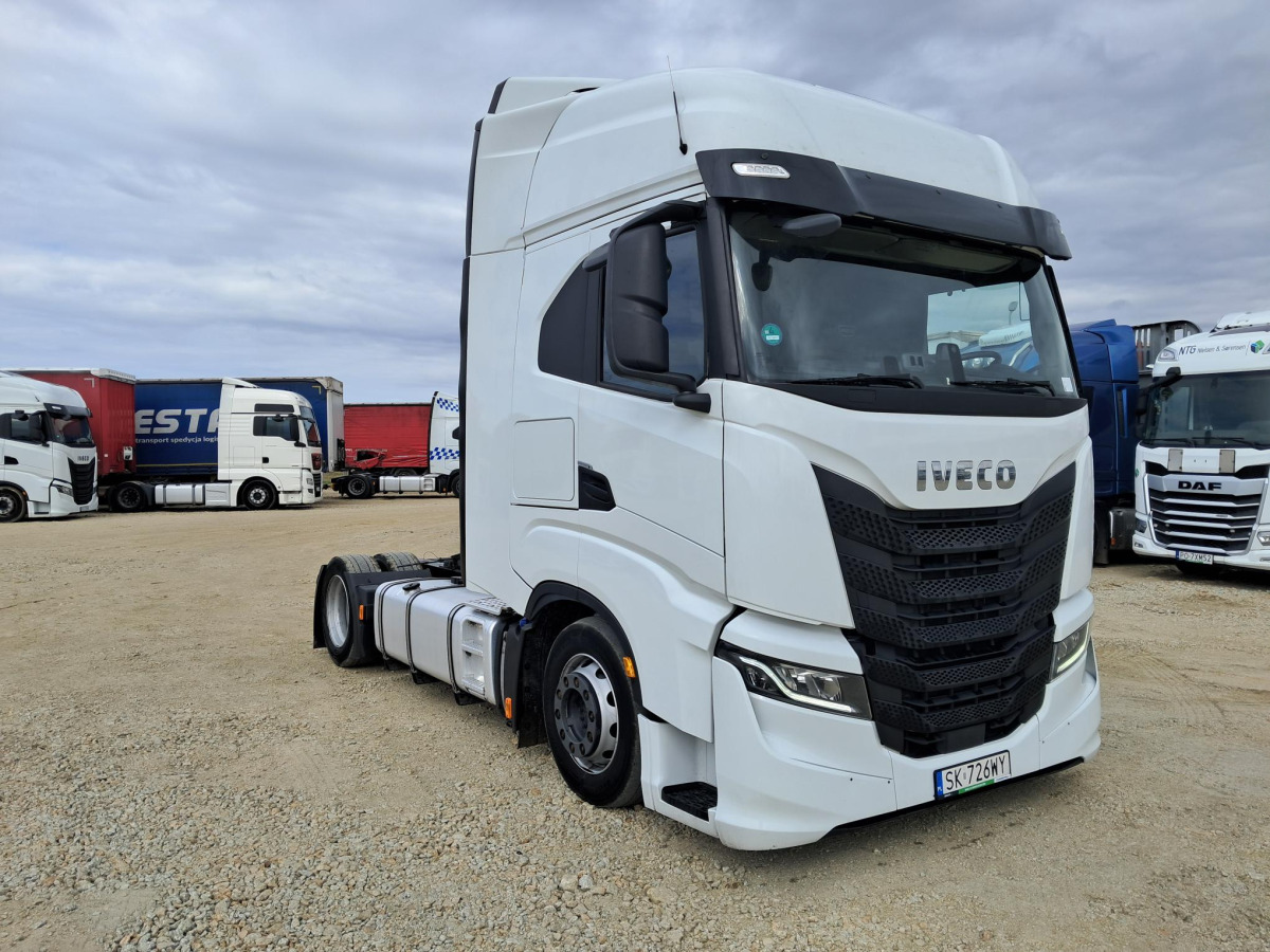 IVECO AS440ST/FP LT CIĄGNIK SIODŁOWY - Cabeza tractora: foto 1 IVECO AS440ST/FP LT CIĄGNIK SIODŁOWY - Cabeza tractora: foto 1