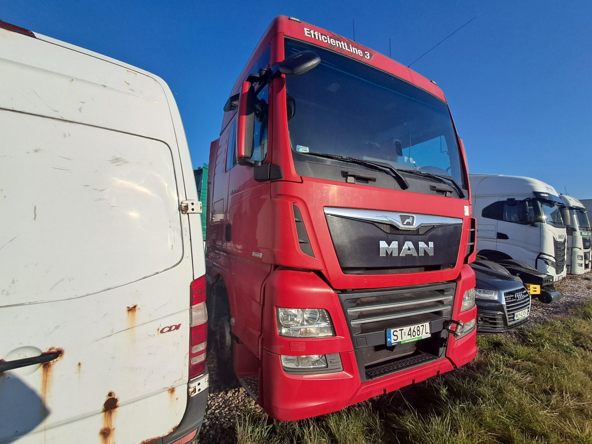 MAN TGX CIĄGNIK SIODŁOWY - Cabeza tractora: foto 1 MAN TGX CIĄGNIK SIODŁOWY - Cabeza tractora: foto 1