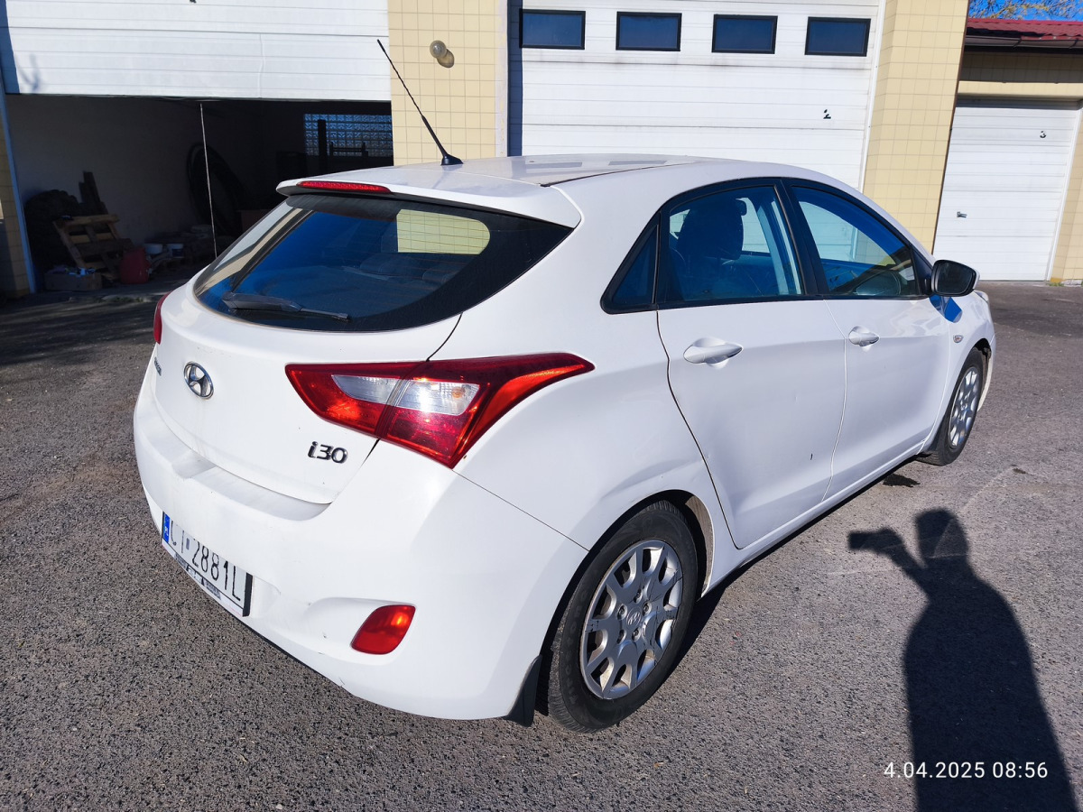 HYUNDAI I30 HATCHBACK - Hatchback: foto 3 HYUNDAI I30 HATCHBACK - Hatchback: foto 3