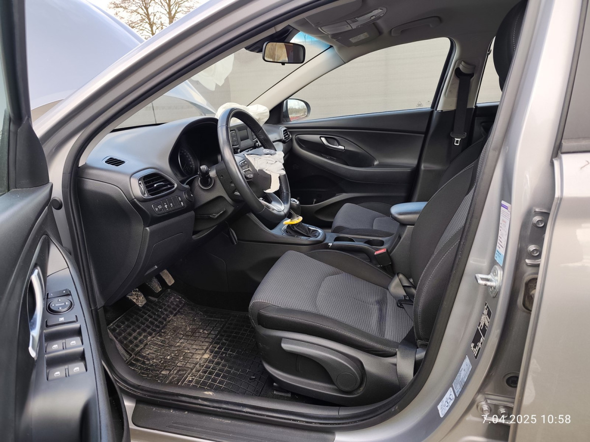 HYUNDAI I30 HATCHBACK - Hatchback: foto 5 HYUNDAI I30 HATCHBACK - Hatchback: foto 5