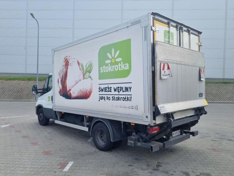 IVECO DAILY CHŁODNIA/IZOTERMA - Frigorífico furgoneta: foto 3 IVECO DAILY CHŁODNIA/IZOTERMA - Frigorífico furgoneta: foto 3