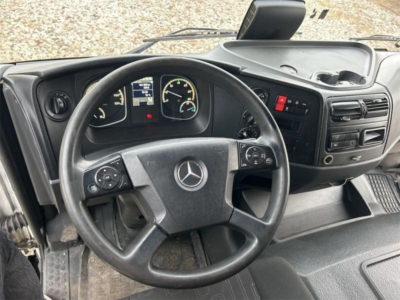 MERCEDES BENZ ATEGO CHŁODNIA Z AGREGATEM - Frigorífico camión: foto 5 MERCEDES BENZ ATEGO CHŁODNIA Z AGREGATEM - Frigorífico camión: foto 5
