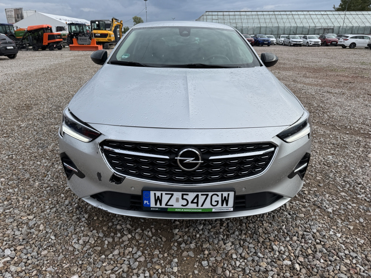 OPEL INSIGNIA LIFTBACK - Coche: foto 2 OPEL INSIGNIA LIFTBACK - Coche: foto 2
