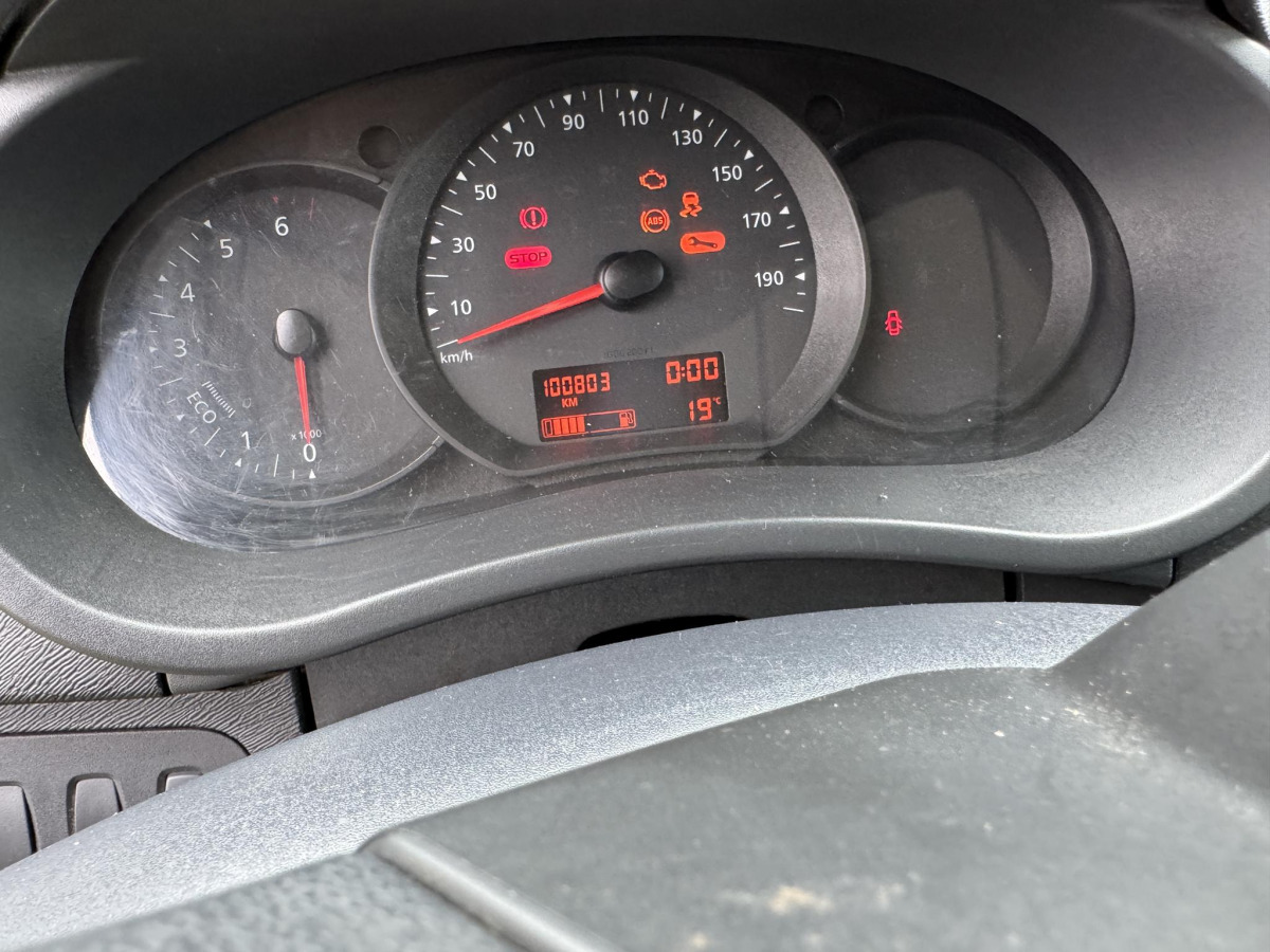 Furgón RENAULT KANGOO FURGON BLASZAK: foto 6