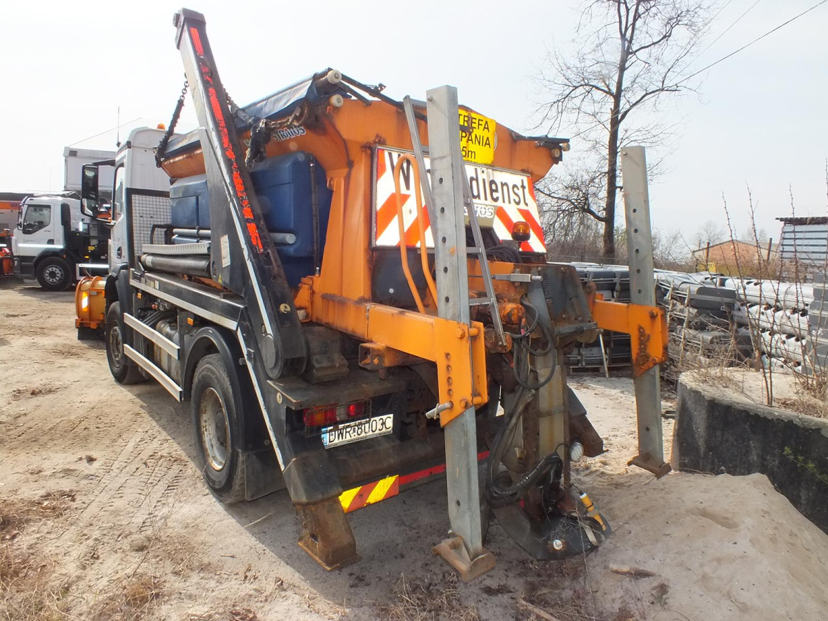 Zabudowa piaskarki SCHMIDT STRATOS B40-36 - 2000 - 4m3 - Zasilanie z pojazdu - Esparcidor de sal: foto 1 Zabudowa piaskarki SCHMIDT STRATOS B40-36 - 2000 - 4m3 - Zasilanie z pojazdu - Esparcidor de sal: foto 1