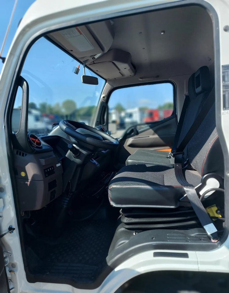 FUSO eCanter 4C15 Wywrotka Selektywna zbiórka - Volquete camión, Camión eléctrico: foto 5 FUSO eCanter 4C15 Wywrotka Selektywna zbiórka - Volquete camión, Camión eléctrico: foto 5
