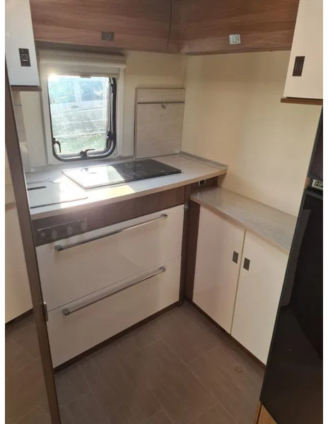 Caravana Bürstner Averso Top 545 TS: foto 14