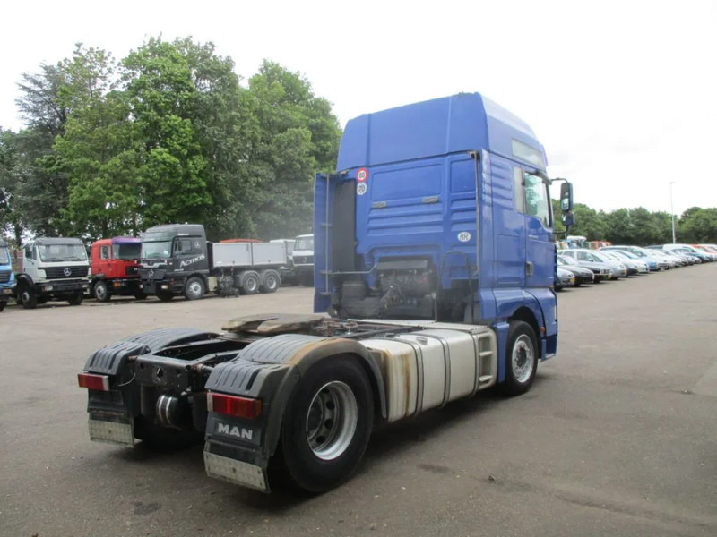 MAN TGA , FOR PARTS ONLY , NO ENGINE AND GEARBOX - Cabeza tractora: foto 3 MAN TGA , FOR PARTS ONLY , NO ENGINE AND GEARBOX - Cabeza tractora: foto 3