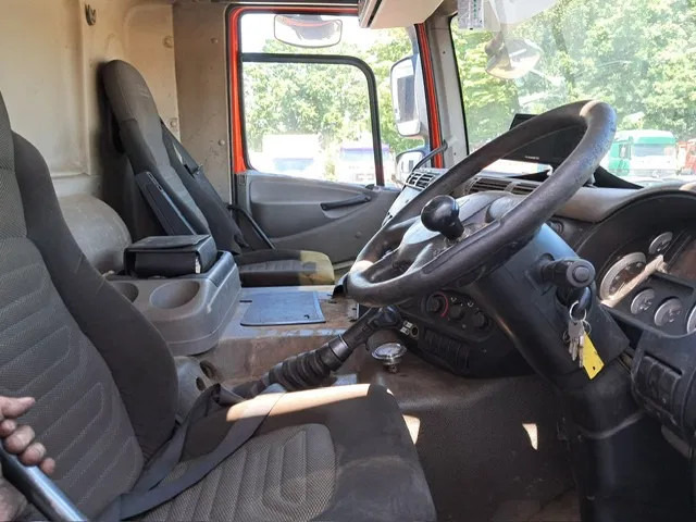 Chasis camión DAF CF 75.310 , RHD , ZF Manual , Euro 5: foto 9
