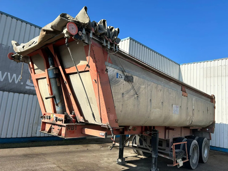 Fruehauf 2 Axle Steel Tipper , 8 Tyres, Spring Suspension , Drum Brakes - Volquete semirremolque: foto 1 Fruehauf 2 Axle Steel Tipper , 8 Tyres, Spring Suspension , Drum Brakes - Volquete semirremolque: foto 1